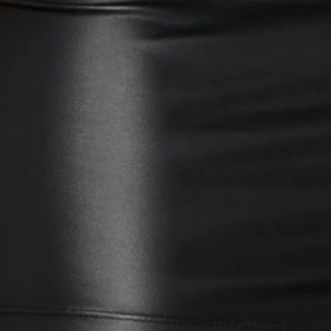 Meet your Posher, Avery